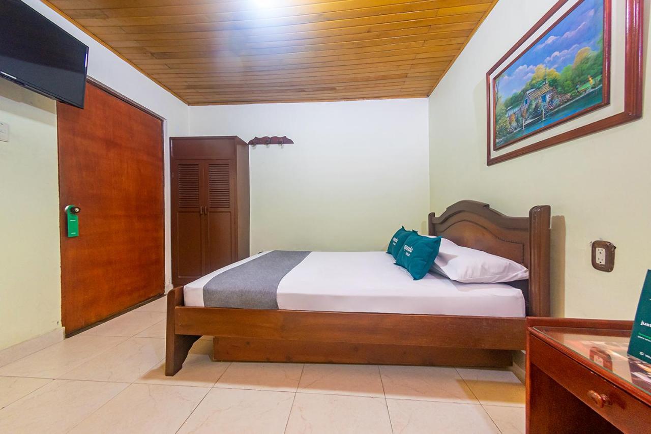 Ayenda Pakande 3*